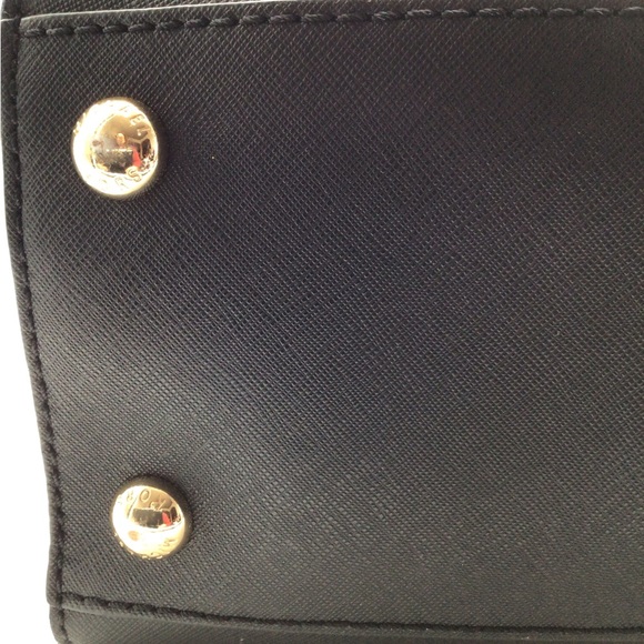 Michael Kors Hamilton Large North South Black Tote - Excellent Condition - Picture 14 of 16